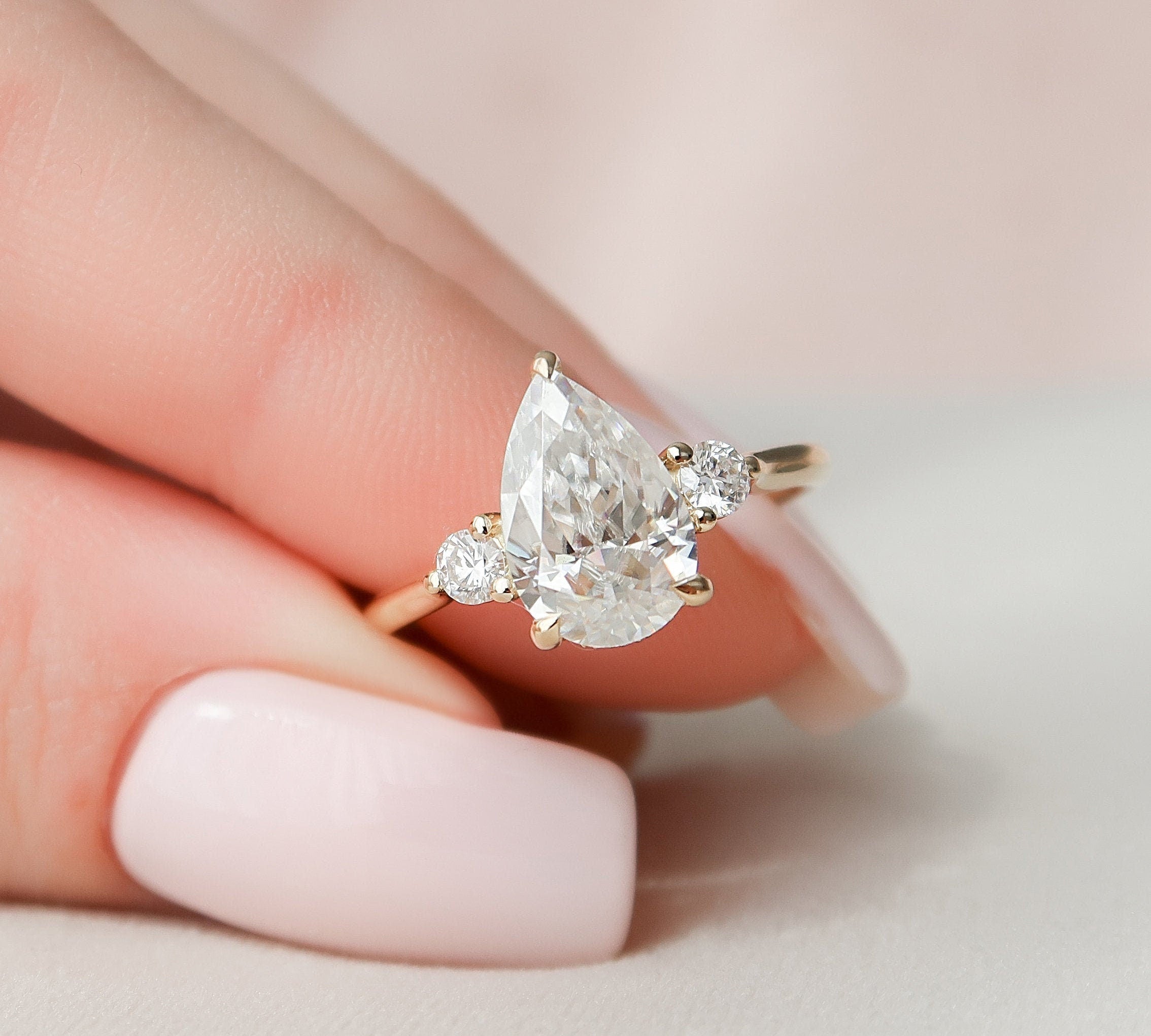 2.0 CT Pear Three Stone Moissanite Engagement Ring 6