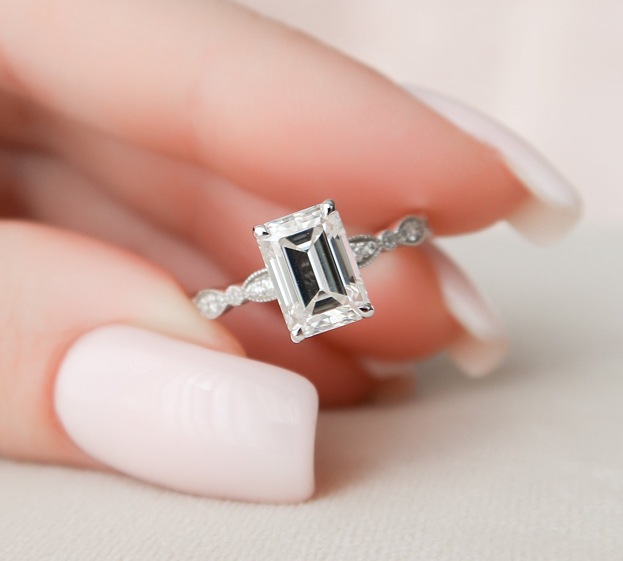 2.0 CT Emerald Milgrain Vintage Style Moissanite Engagement Ring 1