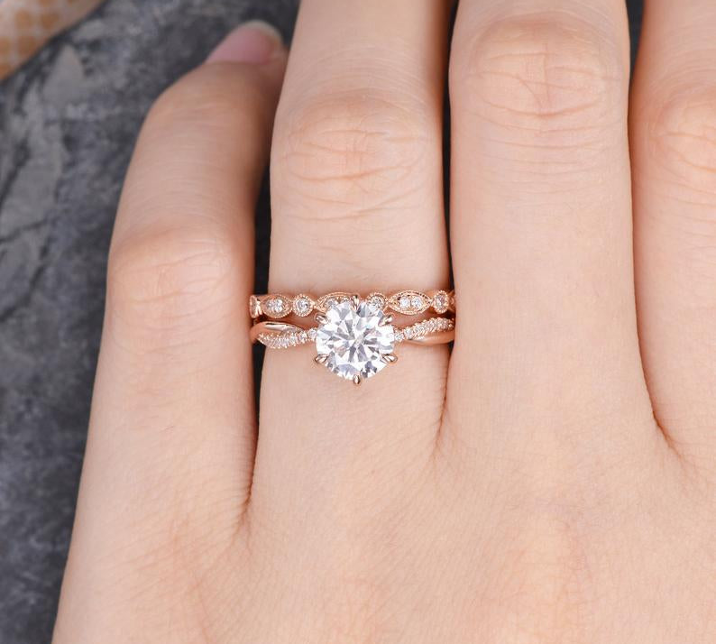 1.50 CT Round Cut Solitaire Milgrain Style Moissanite Bridal Ring Set 2