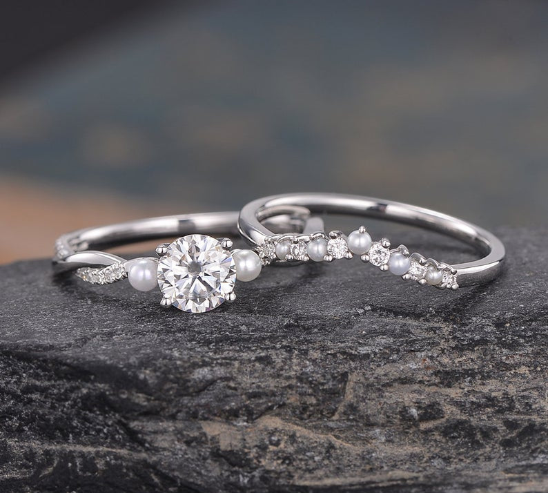 0.50 CT Round Twisted Pave Moissanite Bridal Ring Set 3