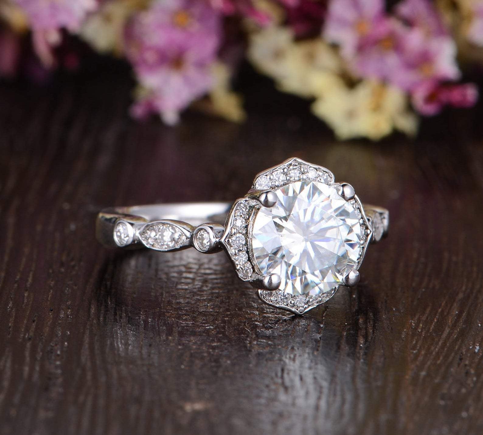 1.60 CT Round Cut Vintage Art Deco Moissanite Engagement Ring 3