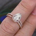 1.0 CT Pear Cut Halo Moissanite Bridal Ring Set 3